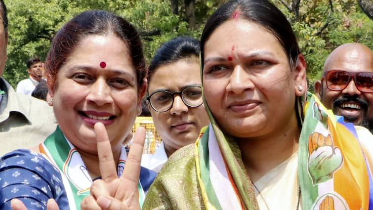 Bombay High Court canceled nomination of Congress Ramtek Candidate Rashmi Barve महाराष्ट्र में कांग्रेस उम्मीदवार को झटका, रश्मि बर्वे को लेकर बॉम्बे हाई कोर्ट का बड़ा फैसला