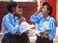 डोमिसाइल की वजह से काफी बच्चे नहीं दे पाए CBSE 10वीं-12वीं की परीक्षा, जानें अब उनका क्या होगा?