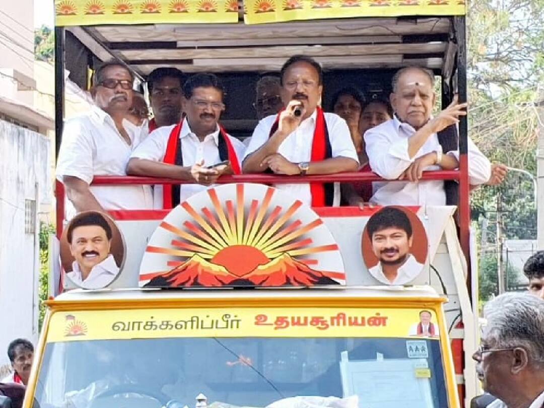 இந்தியா கூட்டணியின் பிரதமர் வேட்பாளர் ராகுல்காந்திதான் - திமுக வேட்பாளர் கணபதி ராஜ்குமார் DMK candidate Ganapathi Rajkumar said that Rahul Gandhi is the prime ministerial candidate of India Alliance - TNN இந்தியா கூட்டணியின் பிரதமர் வேட்பாளர் ராகுல்காந்திதான் - திமுக வேட்பாளர் கணபதி ராஜ்குமார்