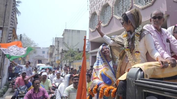 In 2019, Moitra won from Krishnagar with a margin of over 60,000 votes, bagging 45 percent of the total votes. (Image Source: X/@MahuaMoitra)