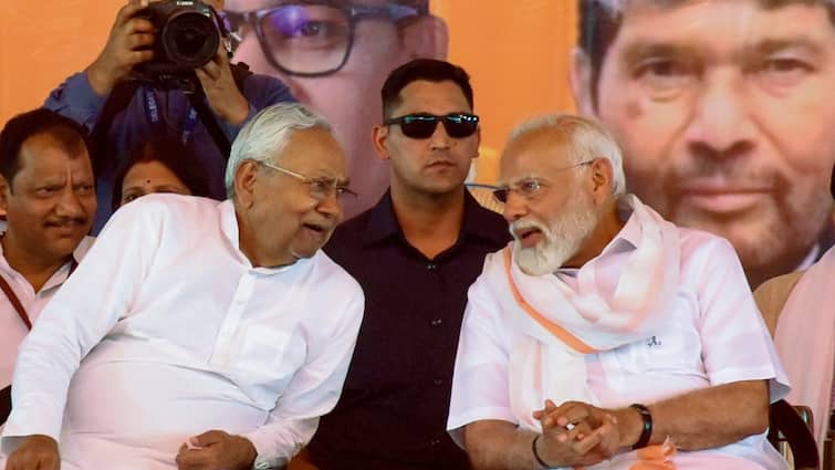 Bihar Lok Sabha Elections ABP-CVoter Opinion Poll Narendra Modi Nitish Kumar ABP-CVoter Opinion Poll: BJP To Continue Its Dominance In Lok Sabha Polls In Bihar, But There's A Catch
