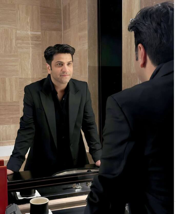 सेलेब्रिटी शेफ कुणाल कपूर इन दिनों अपने तलाक को लेकर चर्चा में बने हुए हैं. कुणाल कपूर को उनकी पत्नी एकता कपूर से फाइनली तलाक मिल गया है.