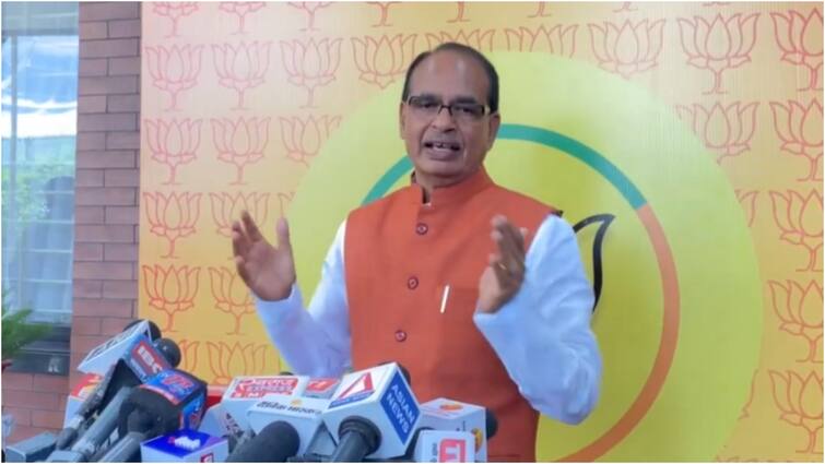 shivraj singh chouhan lashed out at congress for emergency MP lok sabha elections 2024 MP Lok Sabha Election 2024: 'मुझे 17 साल की उम्र में...', शिवराज सिंह चौहान ने कांग्रेस को क्यों दिलाई इमरजेंसी की याद?