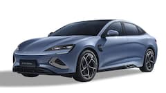 सिंगल चार्जिंग में 600 किलोमीटर से ज्यादा चलती हैं ये कारें, BMW-BYD की गाड़ियां हैं शामिल