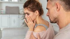 Relationship Tips: बार-बार बॉयफ्रेंड करें ये काम तो तुरंत छोड़ दें उसका साथ, वरना बाद में होगा पछतावा