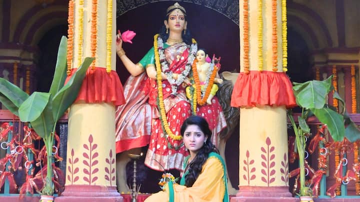 অন্ধবিশ্বাস বনাম ভক্তি, সত্যি বনাম ভাঁওতা, ভয়.. এমনই সব দ্বৈরথের গল্প নিয়ে আসছে জি বাংলার নতুন ধারাবাহিক 'অষ্টমী'।