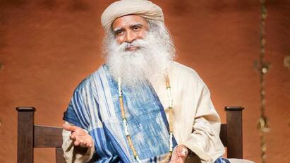 Isha Yoga Sadhguru speaks on Body Culture changes as society modernise Sadhguru: சமூகங்கள் நவீனமயமாக மாற மாற, உடல் கலாச்சாரங்கள் மாறுகிறது - சத்குரு சிறப்பு கட்டுரை