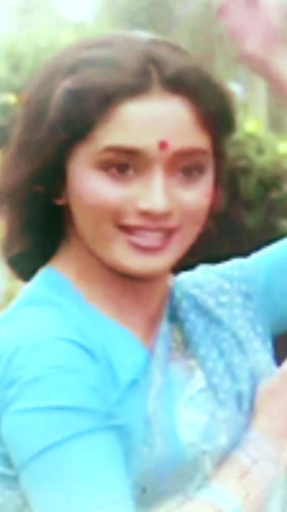 सेट पर ऐसा क्या हुआ कि रोने लगी धक–धक गर्ल ?