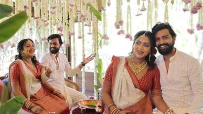 actress amala paul shares baby shower photos on instagram Amala Paul Baby Shower : தாய்மை வாழ்கென தூய செந்தமிழ்.. அமலா பால் வளைகாப்பு இப்படி நடந்துச்சு