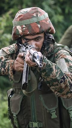 Breaking: भारतीय सेना ने उरी में घुसपैठ की कोशिश को किया नाकाम | ABP Shorts