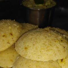 Oats Idly : சத்துகளை அள்ளி வழங்கும் ஓட்ஸ் இட்லி..இன்றே செய்து அசத்துங்கள்!