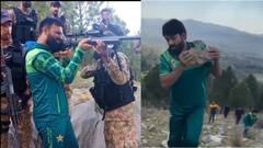 चलाई बंदूक, उठाए पत्थर; ये कैसे क्रिकेट ट्रेनिंग कर रही है पाकिस्तानी टीम