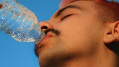 Drinking Cold Water : तुम्ही फ्रीज मधील पाणी थेट पित आहात? 'हे' होतात परीणाम!