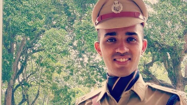 আহত হয়েও পরীক্ষা দিয়ে আসেন সাফিন। পরীক্ষা শেষে বেরোনর পর তাঁর চিকিৎসা হয়। অস্ত্রোপচারও করতে হয়েছিল। ছবি- সাফিন হাসানের ইনস্টাগ্রাম