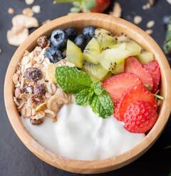 Morning Foods: सुबह-सुबह खाली पेट खाने के लिए बेस्ट हैं ये फूड्स