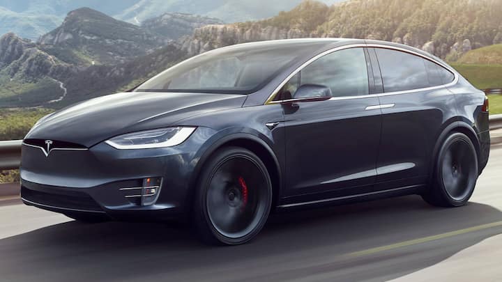 Tesla Model X (Starting Price: $79,990): The Tesla Model X packs a 250kW battery and offers a range of 326 miles. The horsepower is 670HP and it can go from 0-60 MPH in just 3.8 seconds. It uses Type 2 charging. When using an AC charging station, the maximum power the Model X can charge at is 17 kW. It takes around 7 hours to charge from 0 to 100 per cent. As for DC fast charging, the maximum power the Model X can charge at is 250 kW which equates to around 30 minutes of charging time from 10 to 80 per cent. (Image Source: Tesla)