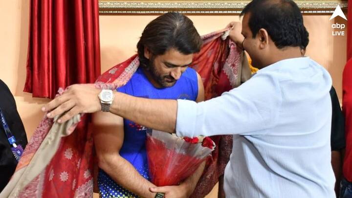 ম্যাচে অবশ্য হেরে গিয়েছে ধোনির দল সিএসকে।