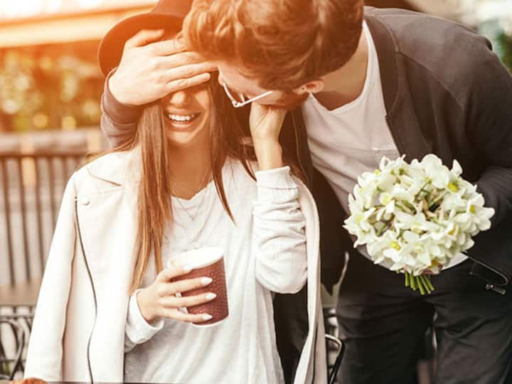 Relationship Tips lifestyle marathi news how long will your relationship last Know these 5 things Relationship Tips : जोडीदारावर असेल तुमचा प्रचंड विश्वास, पण तुमचं नातं किती काळ टिकणार? 'या' 5 गोष्टी जाणून घ्या