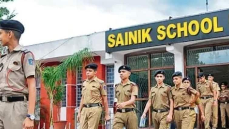 Kerala Minister Sivankutty Writes To Rajnath Singh On Politicisation Of Sainik Schools Kerala Minister Sivankutty Writes To Rajnath Singh On Politicisation Of Sainik Schools