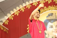 Dhirendra Shastri News: मौला अली को लेकर ही नहीं, पहले भी विवादों में आने पर माफी मांग चुके हैं धीरेंद्र शास्त्री