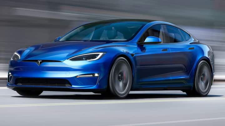 Tesla Model S (Starting Price: $74,990): The Tesla Model S packs a 250kW battery and offers a range of 402 miles. The horsepower of the car is 670HP. The top speed of the car is 130MPH and it can go from 0-60 MPH in just 3.1 seconds. It uses Type 2 charging. At an AC charging station, the Tesla Model S has a peak charging capacity of 17 kW, which translates to approximately 7 hours for a full charge from 0 to 100 per cent. On the other hand, using a DC fast charger with a maximum power output of 250 kW, charging from 10 to 80 per cent should take roughly 30 minutes. (Image Source: Tesla)