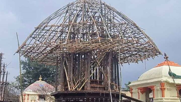 Ramnavami  Kumbakonam Ramaswamy temple Chariot construction work on going - TNN கும்பகோணம் ராமசாமி கோயிலில் ராமநவமியை ஒட்டி தேர் கட்டுமானப்பணிகள் மும்முரம்