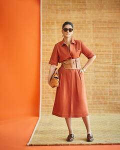 Summer Fashion: मिडी ड्रेस में दिखना है क्लासी, तो सोनम कपूर से लें फैशन टिप्स