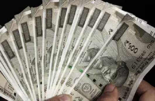 ਭਾਰਤ ਵਿੱਚ ਜਿਹੜੇ ਲੋਕ ਪ੍ਰਾਈਵੇਟ ਸੈਕਟਰ ਵਿੱਚ ਕੰਮ ਕਰਦੇ ਹਨ, ਉਨ੍ਹਾਂ ਦੇ ਸਾਰਿਆਂ ਦੇ ਖਾਤੇ ਵਿੱਚ ਪੀਐਫ ਆਉਂਦਾ ਹੈ। ਦੱਸ ਦਈਏ ਕਿ EPFO ਭਵਿੱਖ ਦੇ ਲਈ ਇੱਕ ਬਚਤ ਯੋਜਨਾ ਹੈ।