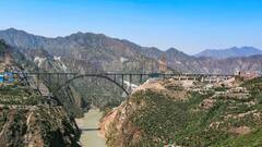 Chenab Bridge Photos: एफिल टावर से ऊंचा, भूकंप भी बेअसर, भारत में बना दुनिया का सबसे ऊंचा रेलवे पुल, चिनाब ब्रिज की जानें खासियत