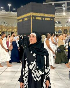 तीसरा उमराह करने पहुंचीं हिना खान ने काबा शरीफ से शेयर की तस्वीरें, लिखा- 'जब अल्लाह चाहता है तो सपने हकीकत बन जाते हैं'