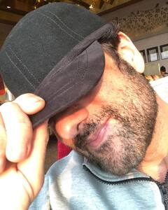 Bollywood Actor : 19 फ्लॉप सिनेमे, जुळ्या मुलांना गमावलं, आता 14 वर्षांचा वनवास संपवून कमबॅक करणार 'हा' बॉलीवूड अभिनेता