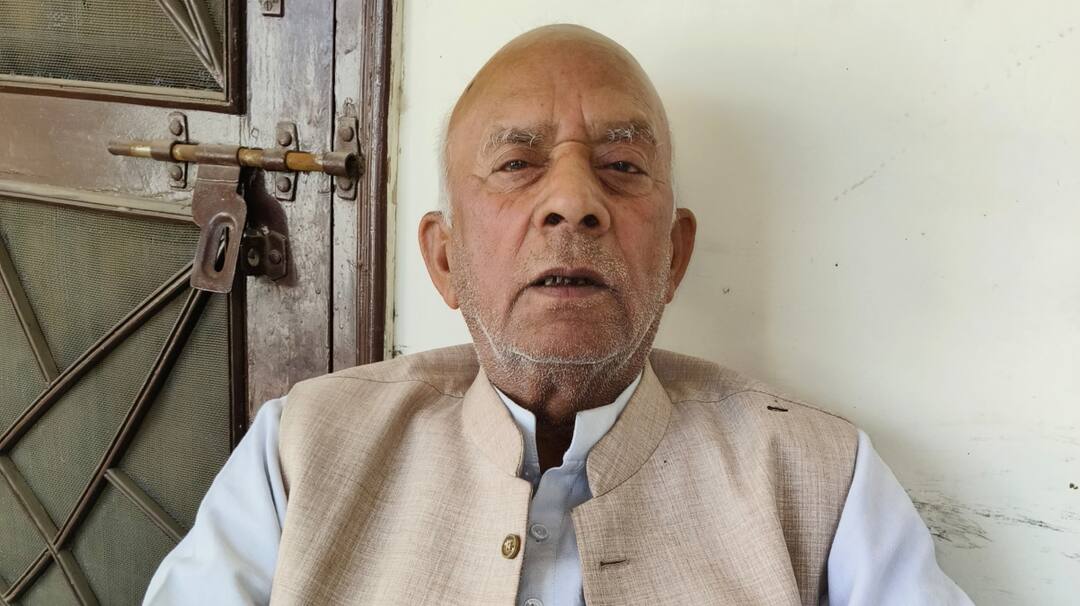 Lok Sabha Election 2024: BSP प्रत्याशी छोटेलाल गंगवार बोले- 'पीएम मोदी के पास झूठ बोलने का सर्टिफिकेट' UP lok Sabha Election BSP candidate Chhotalal Gangwar Controversial words said PM Modi certificate of lying ann Lok Sabha Election 2024: BSP प्रत्याशी छोटेलाल गंगवार बोले- 'पीएम मोदी के पास झूठ बोलने का सर्टिफिकेट'