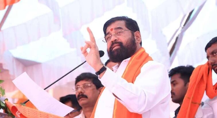 cm eknath shinde shiv sena reply to Aaditya Thackeray criticized lok sabha election 2024 cm eknath shinde campaign public meeting in ramtek nagpur maharashtra marathi news CM Eknath Shinde : घरात बसून उंटावरून शेळ्या हाकणे आम्हाला जमत नाही; आदित्य ठाकरेंच्या टीकेला मुख्यमंत्र्यांचे प्रत्युत्तर