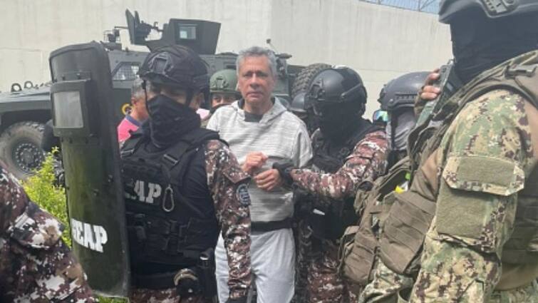 Mexico Cuts Ties With Ecuador After Police Storm Embassy To Arrest Former Ecuadorian Vice President Mexico Cuts Ties With Ecuador After Police Storm Its Embassy To Arrest Former Ecuadorian Vice President