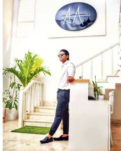 Happy Birthday Allu Arjun: करोड़ों का है बंगला, लग्जरी है वैनिटी वैन, ऐसी शाही जिंदगी जीता है साउथ का ये सुपरस्टार, जानें नेटवर्थ