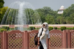 Delhi Weather: दिल्ली में सताने लगी गर्मी, पारा 35 डिग्री के पार, 8 अप्रैल को कैसा रहेगा मौसम?