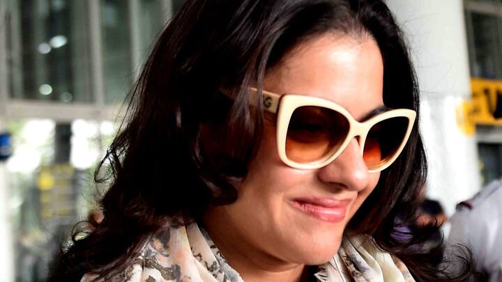 এর আগে, শান্তিনিকেতনে কঙ্কালীতলার মন্দিরে পুজো দিয়েছিলেন এই ছবিতে কাজলের সহ-অভিনেতা রণিত রায়