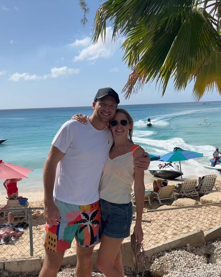 बता दें कि बटलर और लुईस दो बच्चों के माता-पिता हैं. दोनों पहली बार 2019 बेटी के पिता बने थे. फिर 2021 में उनकी दूसरी बेटी का जन्म हुआ था.