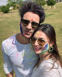 टीवी के वो सितारे जिन्होंने लव मैरिज छोड़ फैमिली की मर्जी से रचाई शादी, अब लिस्ट में शामिल होगा आरती सिंह का भी नाम