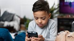 डिजिटल डिटॉक्स के साथ इन स्मार्ट तरीकों से बच्चों की मोबाइल की लत छुड़ाएं