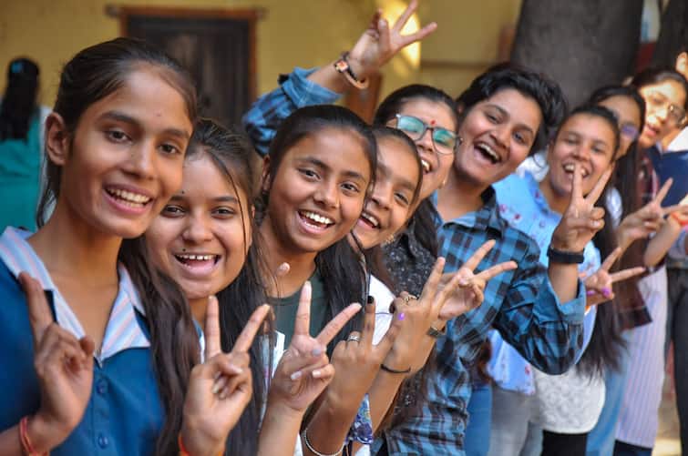MP Board Results 2024 To Release Soon Know Update on MPBSE 10 and 12 Result See pass percentage of past 5 years MP Board Results 2024: इस तारीख तक आ सकते हैं नतीजे, पिछले पांच सालों में ऐसा रहा 10वीं और 12वीं का पास प्रतिशत