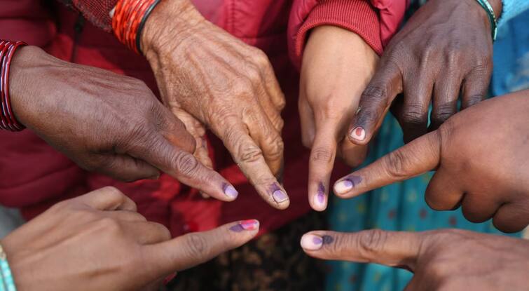Lok Sabha Election 2024 Uttarakhand Election Commission unique initiative For increase vote percentage ann Lok Sabha Election 2024: मतदान प्रतिशत बढ़ाने को लेकर चुनाव आयोग की अनोखी पहल, वोटिंग के बाद होटल में मिलेगी छूट