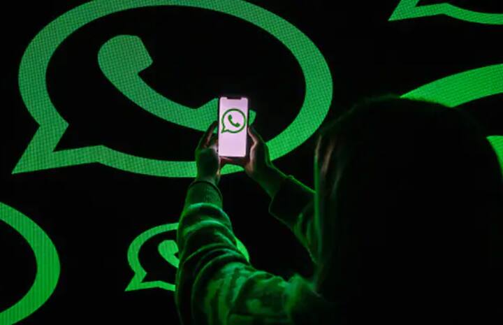 आने वाले दिनों में ये फीचर सभी डिवाइस में पहुंच जाएगा क्योंकि कंपनी इस अपडेट को धीरे-धीरे रोलआउट कर रही है. अभी ये फीचर WhatsApp for iOS 24.7.75 के लिए आया है. बताया जा रहा है जल्द ही कंपनी इसे एंड्रॉयड के लिए भी रिलीज कर सकती है.