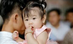 Parenting tips: ਛੋਟੇ ਬੱਚੇ ਅਕਸਰ ਮੂੰਹ 'ਚ ਕਿਉਂ ਪਾਉਂਦੇ ਉਂਗਲਾਂ? ਜਾਣੋ ਵਜ੍ਹਾ