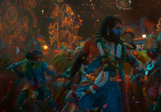 பார்பவர்களை எல்லாம் பறக்கவிடும் ஹீரோ, தேவி ஸ்ரீ பிரசாத்தின் பின்னணி இசை, சுகுமாரின் இயக்கம் என ஒட்டுமொத்த கமர்ஷியல் படமாக இருக்கும் இது,வரும் ஆகஸ்ட் 15 ஆம் தேதி வெளியாகவுள்ளது என்பது குறிப்பிடத்தக்கது.