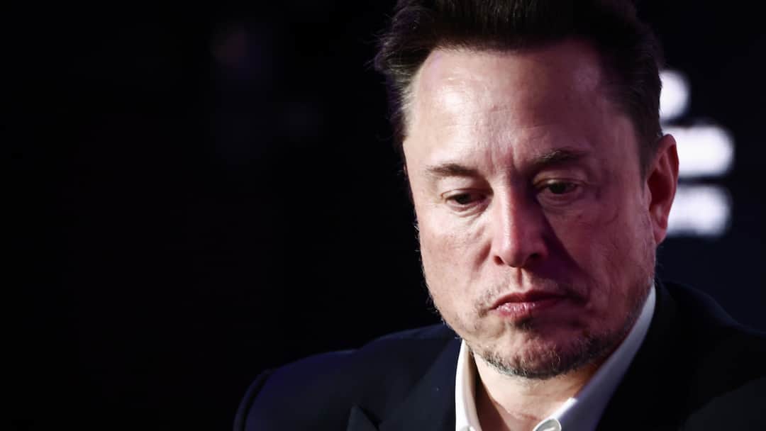 Inquiry Opened Against Elon Musk For Not Complying With Brazilian Judge's Order To Block Accounts On X Elon Musk Enquiry Brazil Block Accounts On X Free Speech Alexandre de Moraes Lawsuit Inquiry Opened Against Elon Musk For Not Complying With Brazilian Judge's Order To Block Accounts On X