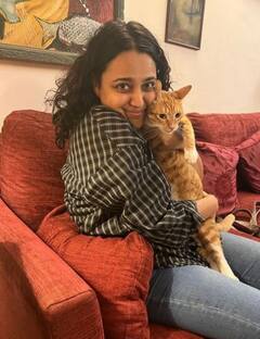 तस्वीर में नजर आ रही ये छोटी सी बच्ची आज है बॉलीवुड एक्ट्रेस, जिसने कई फिल्मों में बेहतरीन रोल निभाए, पहचाना क्या?