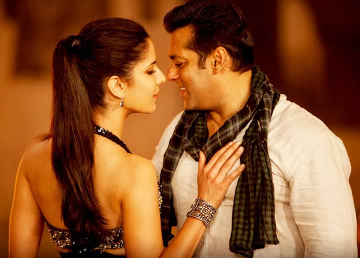 सलमान खान की ब्लॉकबस्टर स्पाई थ्रिलर फिल्म 'एक था टाइगर' भी ईद के खास मौके पर रिलीज हुई थी. बॉलीवुड हंगामा की रिपोर्ट के मुताबिक, फिल्म ने 198.78 करोड़ का बिजनेस किया था. पूरी दुनिया में फिल्म ने 334.39 करोड़ रुपये बटोरे थे.