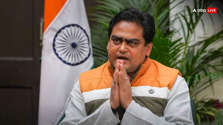 West Bengal Police registers FIR against Union Minister Shantanu Thakur in property dispute Know details West Bengal: TMC सांसद की शिकायत पर मोदी सरकार के मंत्री पर FIR, जानिए पूरा मामला
