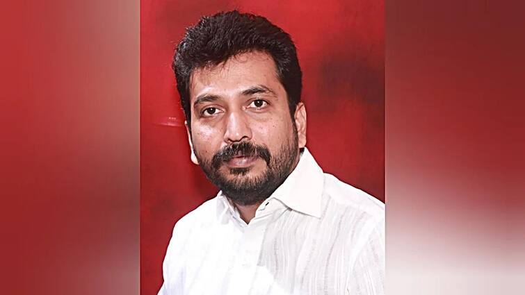 amol-kirtikar-wins-mumbai-north-west-maharashtra-lok-sabha-election-results-2024 Maharashtra Elections Result 2024: મહારાષ્ટ્રમાં શ્વાસ થંભાવી દે તેવો જંગ જામ્યો,માત્ર 1 મતે જીત્યો ઉમેદવાર અને પછી...